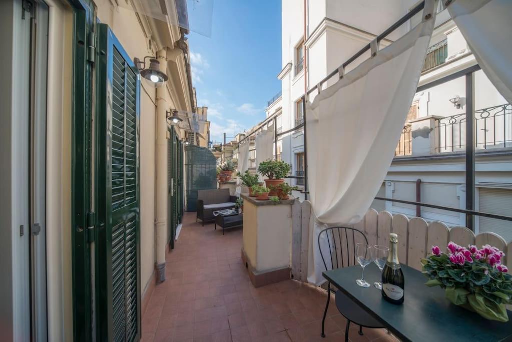 Trevi Domus Avignonesi Apartment Rome Bagian luar foto