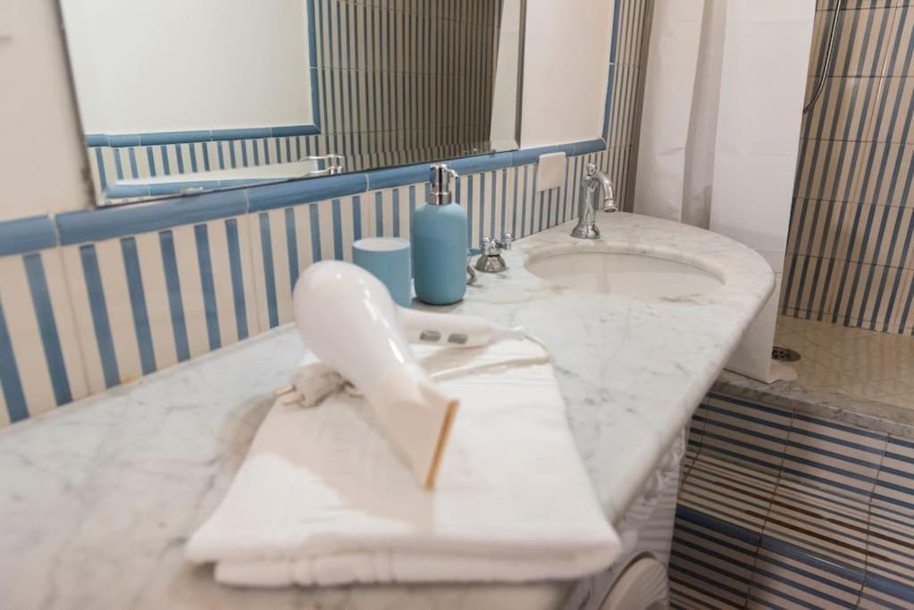 Trevi Domus Avignonesi Apartment Rome Bagian luar foto